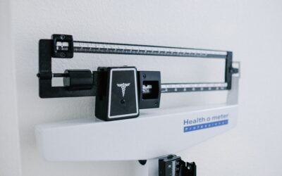 How to Use Growth Charts to Estimate Ideal Body Weight for Athletes Recovering from REDs